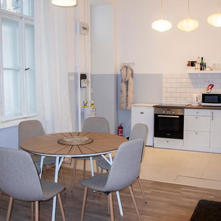 Klau33 Apartment In Party District Budapest Esterno foto