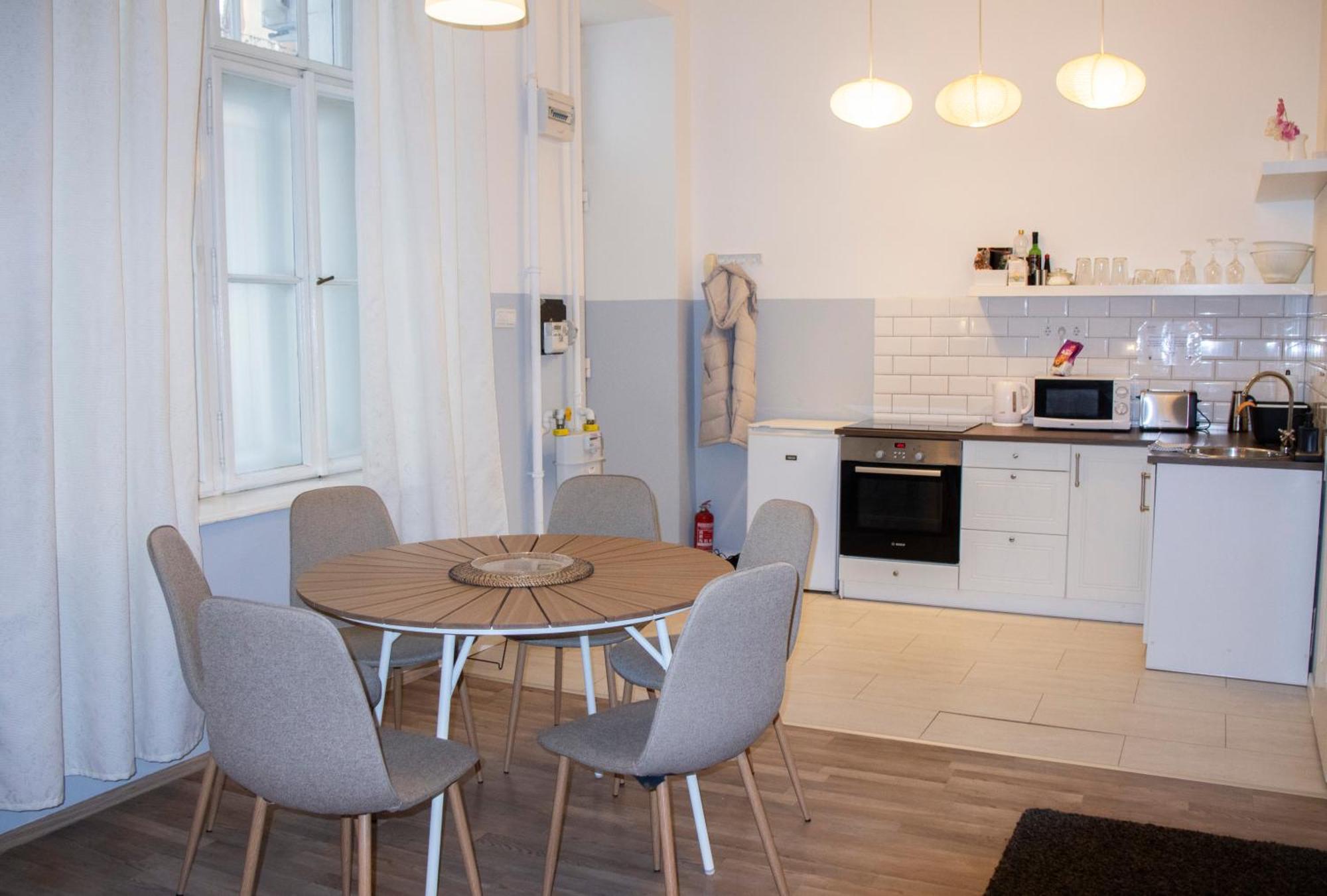 Klau33 Apartment In Party District Budapest Esterno foto